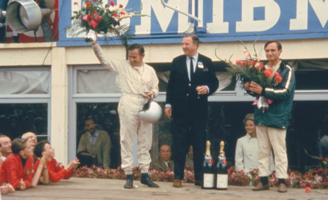 SMALL_【圖二】Ford在1966年的「利曼24 小時耐力賽」奪下該賽事前三名，成為首次奪冠的美國汽車品牌，在1967、1968和1969年更達成三連霸的輝煌紀錄，締造Ford及美國汽車歷史上的重大里程碑